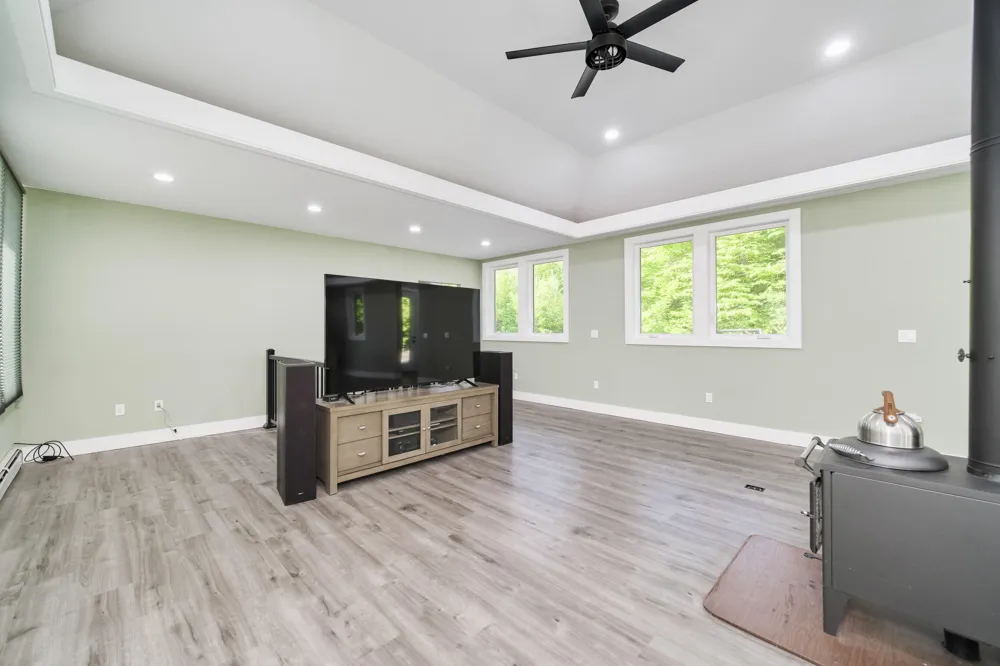 9798 Slope Drive Onekama, MI 49675