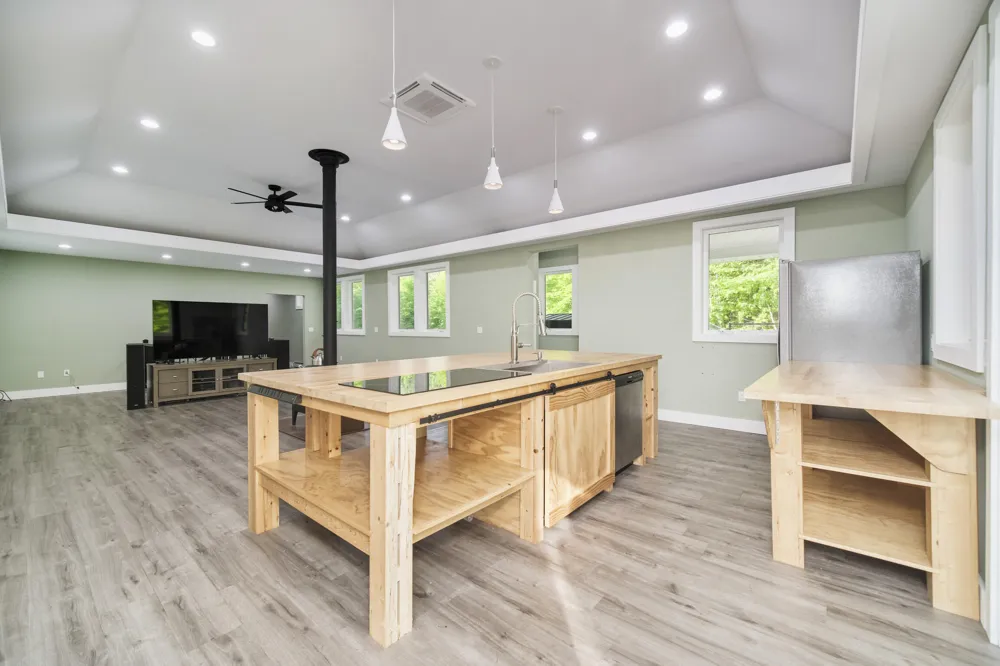 9798 Slope Drive Onekama, MI 49675