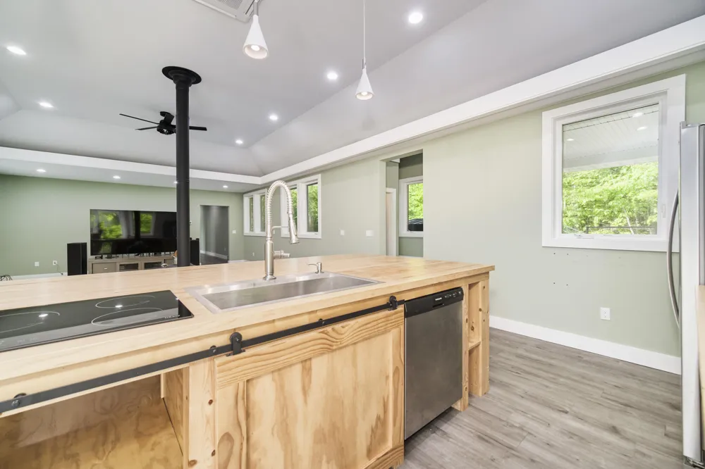 9798 Slope Drive Onekama, MI 49675