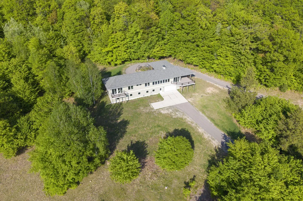 9798 Slope Drive Onekama, MI 49675