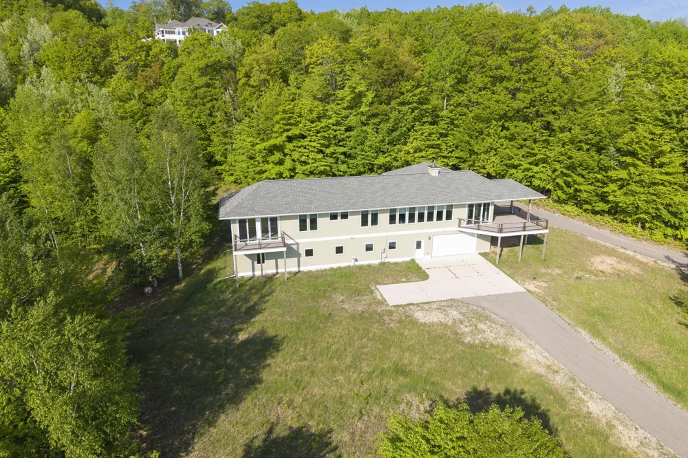 9798 Slope Drive Onekama, MI 49675
