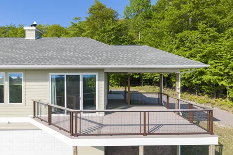 9798 Slope Drive