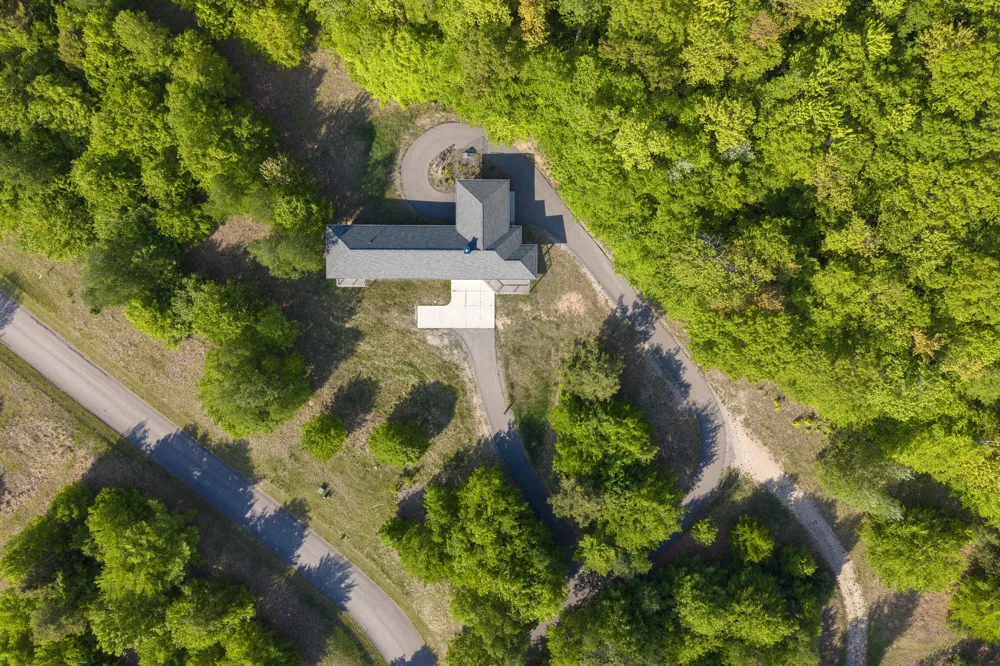 9798 Slope Drive Onekama, MI 49675