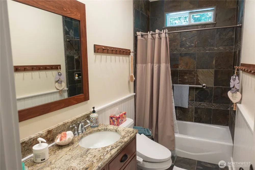 953 Henry Boyd Road Port Angeles, WA 98362