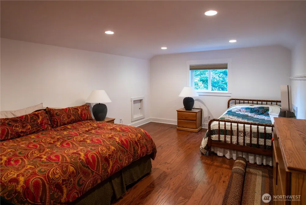 953 Henry Boyd Road Port Angeles, WA 98362