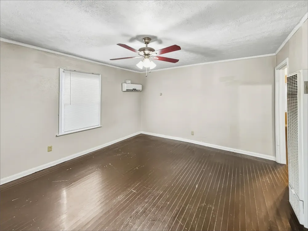5013 Kessler Road River Oaks, TX 76114
