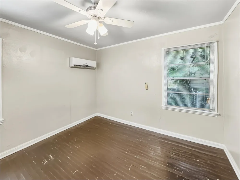5013 Kessler Road River Oaks, TX 76114