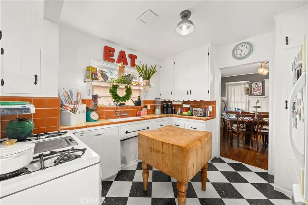 5857 Washington Avenue Whittier, CA 90601