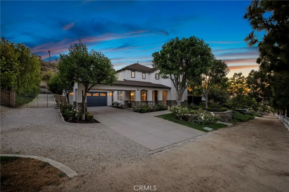 2692 Vandermolen Drive