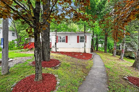 6 Summit Place