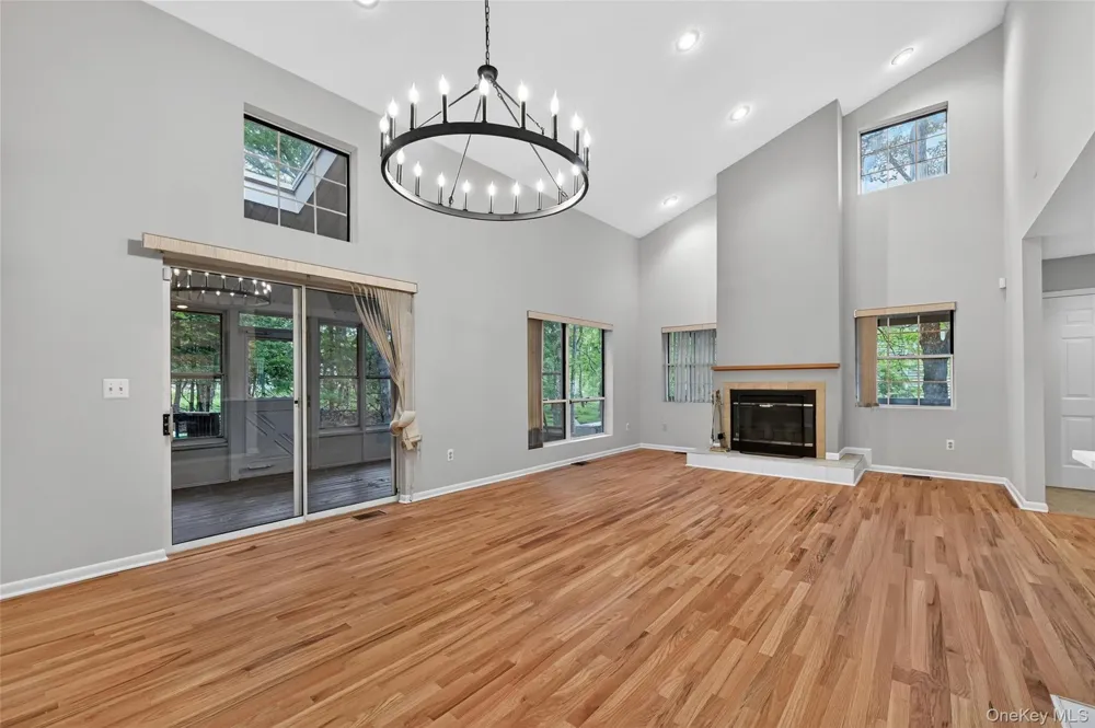 6 Summit Place Monticello, NY 12701