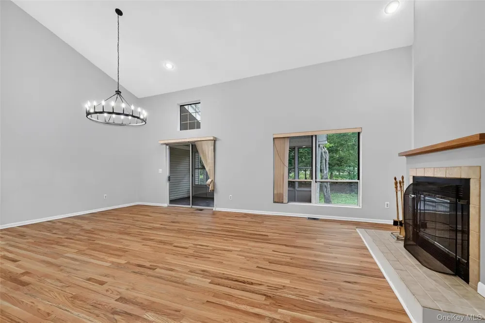 6 Summit Place Monticello, NY 12701
