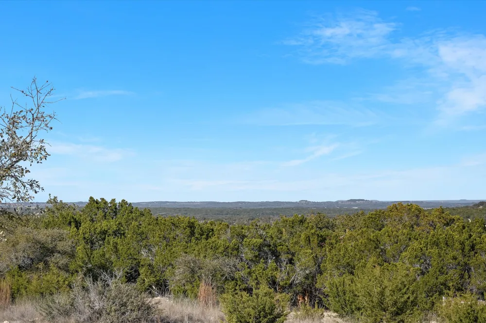 7000 McGregor Lane Dripping Springs, TX 78620