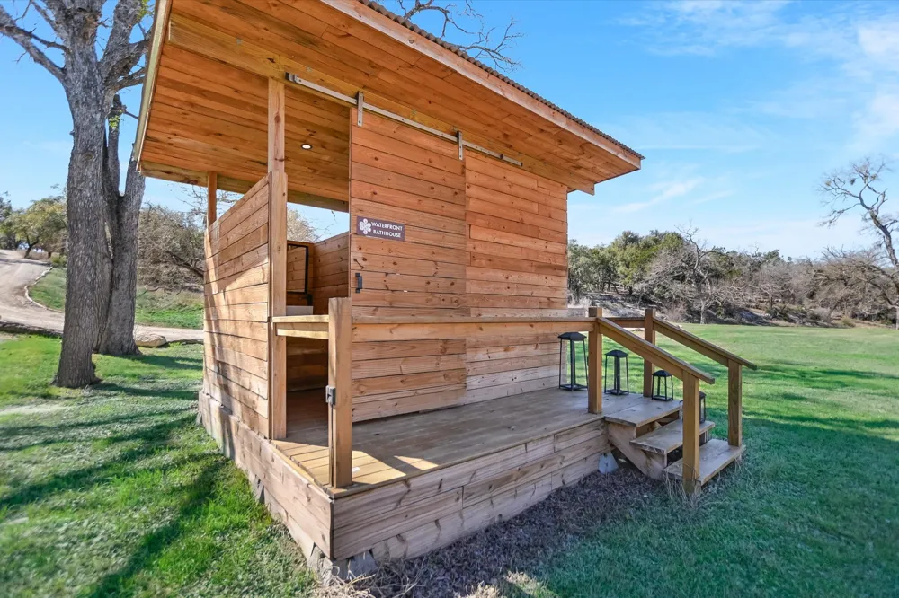 7000 McGregor Lane Dripping Springs, TX 78620