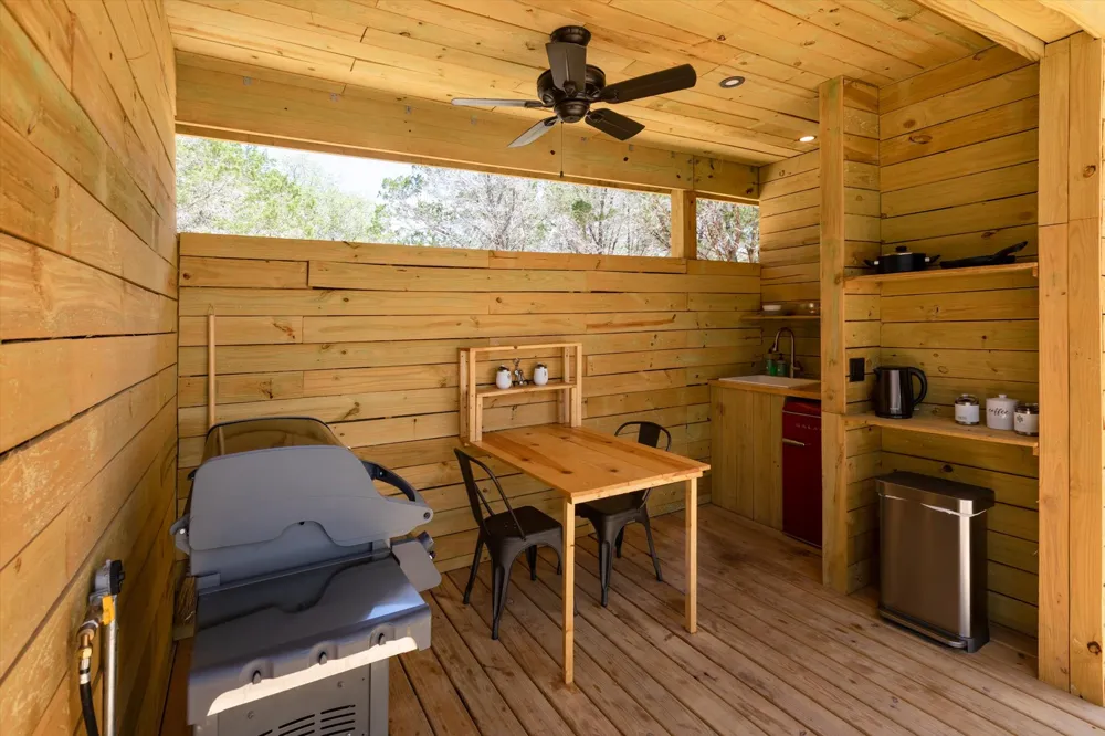 7000 McGregor Lane Dripping Springs, TX 78620