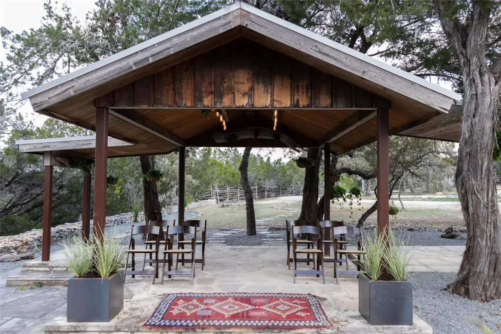 7000 McGregor Lane Dripping Springs, TX 78620