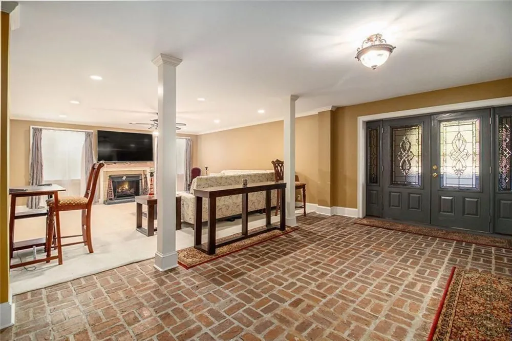 112 Hillcrest Road West Point, GA 31833