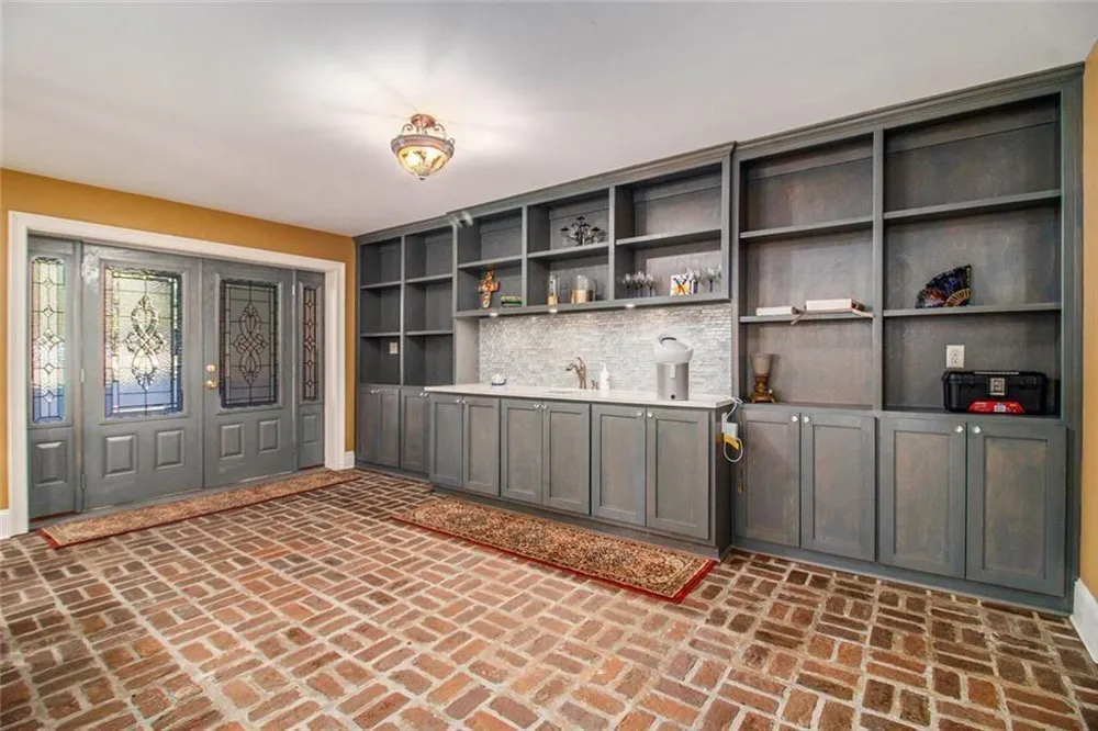 112 Hillcrest Road West Point, GA 31833