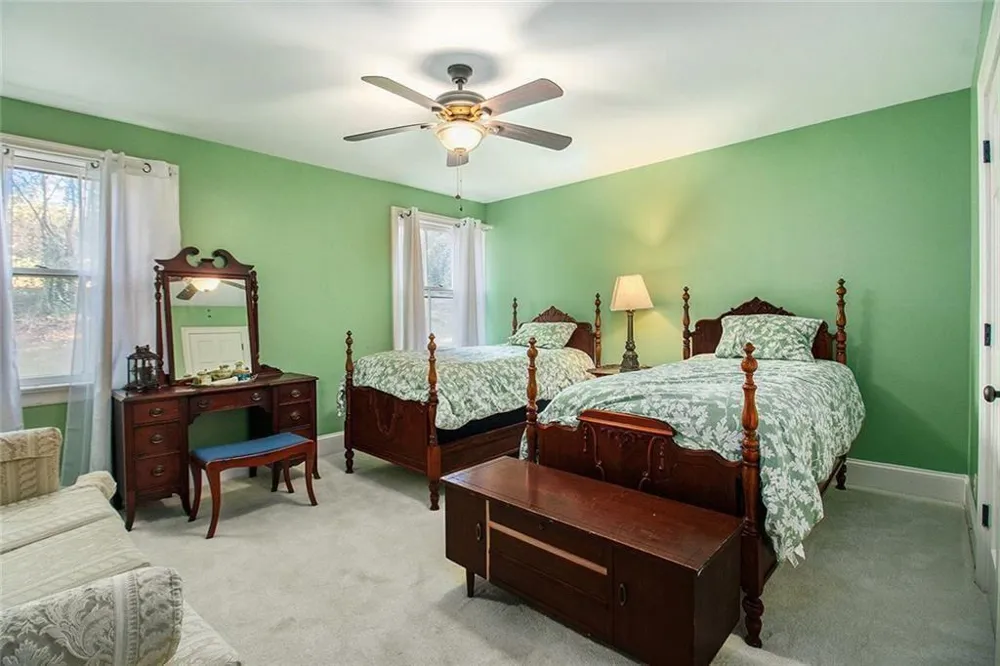 112 Hillcrest Road West Point, GA 31833