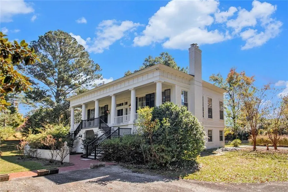 112 Hillcrest Road West Point, GA 31833