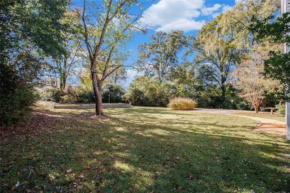 112 Hillcrest Road West Point, GA 31833