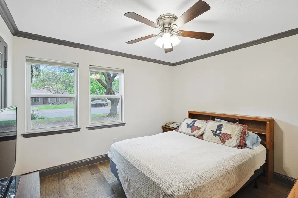 6837 Starnes Road North Richland Hills, TX 76182