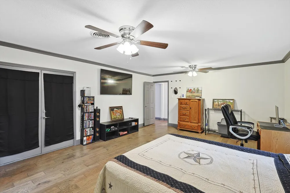 6837 Starnes Road North Richland Hills, TX 76182