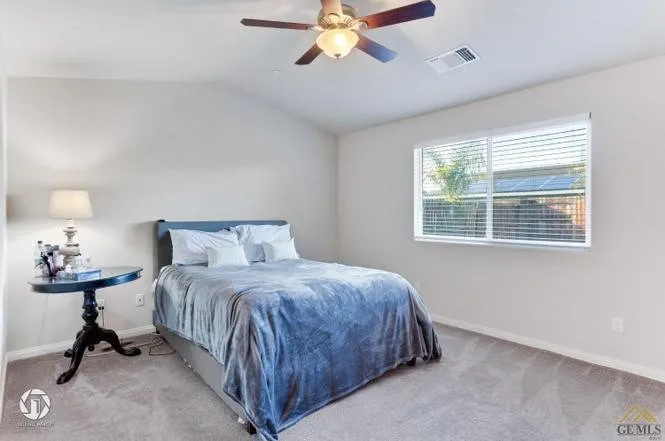 9602 Downie River Bakersfield, CA 93311