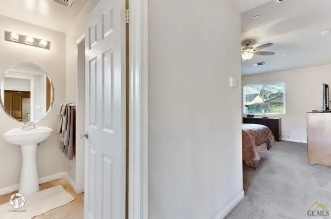 9602 Downie River Bakersfield, CA 93311