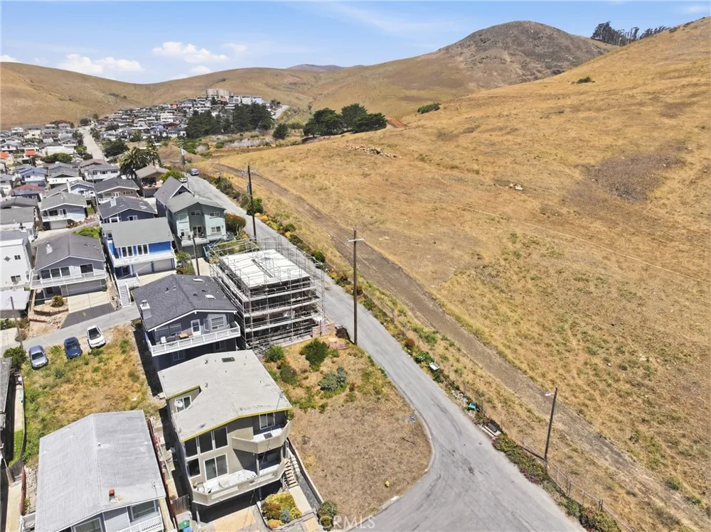 497 Oahu Street Morro Bay, CA 93442