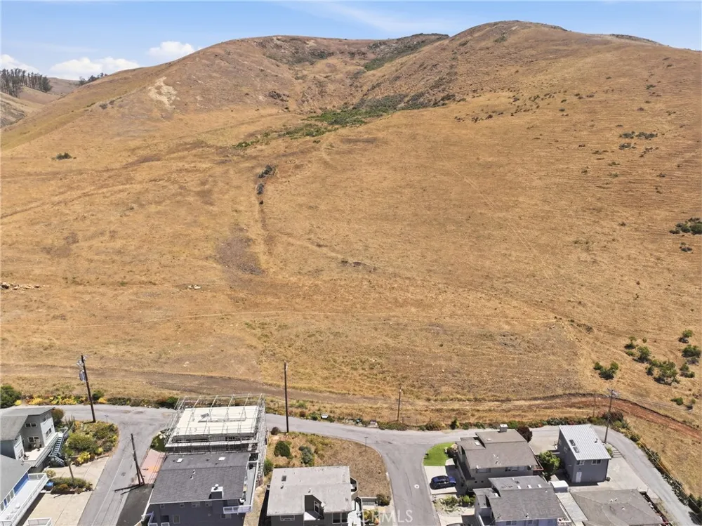 497 Oahu Street Morro Bay, CA 93442
