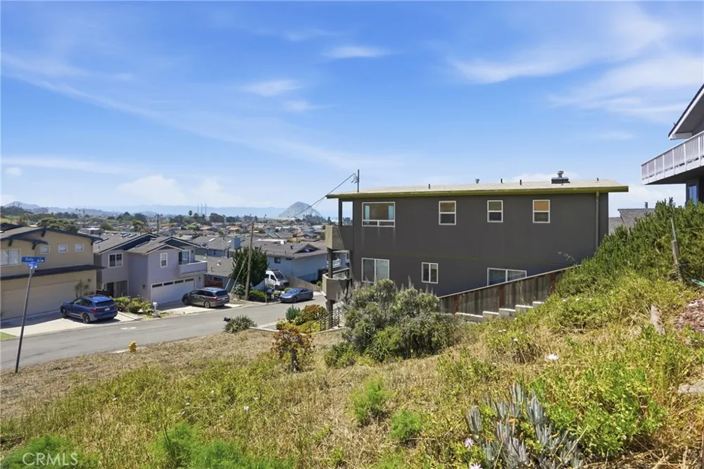 497 Oahu Street Morro Bay, CA 93442