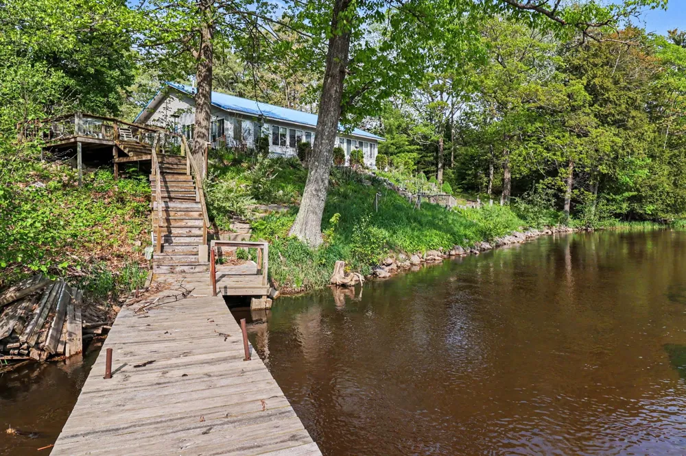 1189 W White Road Free Soil, MI 49411
