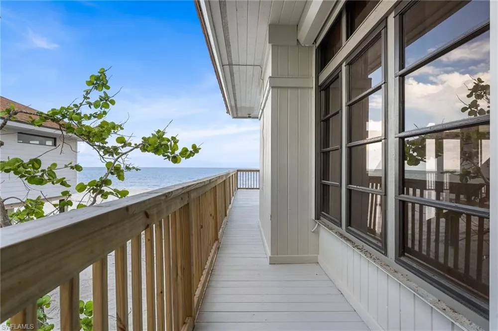 406 Gulf Bend Drive Captiva, FL 33924