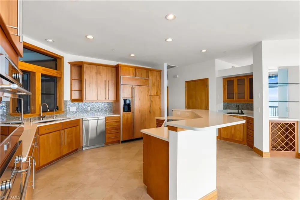 406 Gulf Bend Drive Captiva, FL 33924