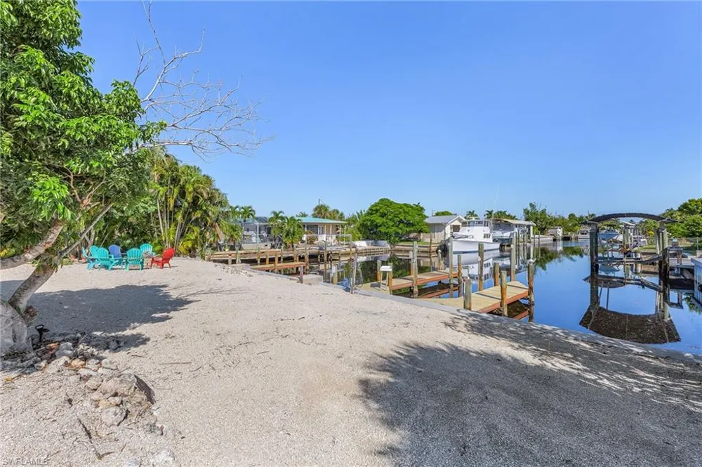 7380 Barrancas Avenue Bokeelia, FL 33922