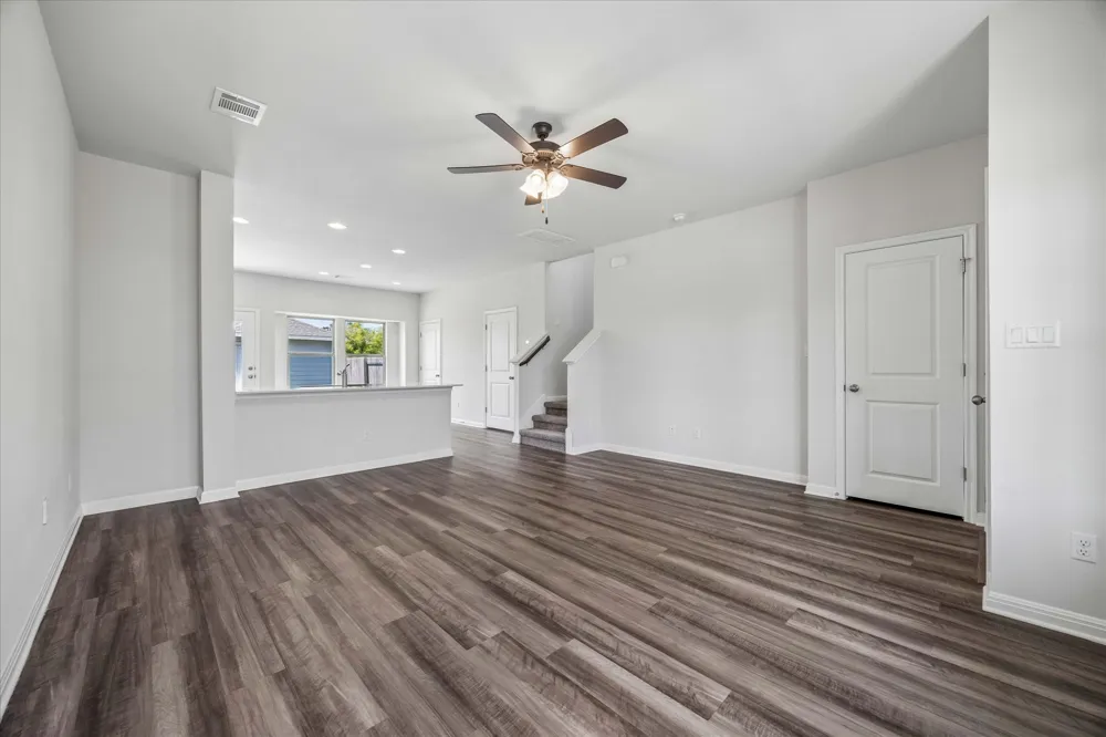 2832 Hopi Path Leander, TX 78641