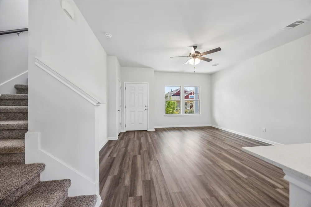 2832 Hopi Path Leander, TX 78641