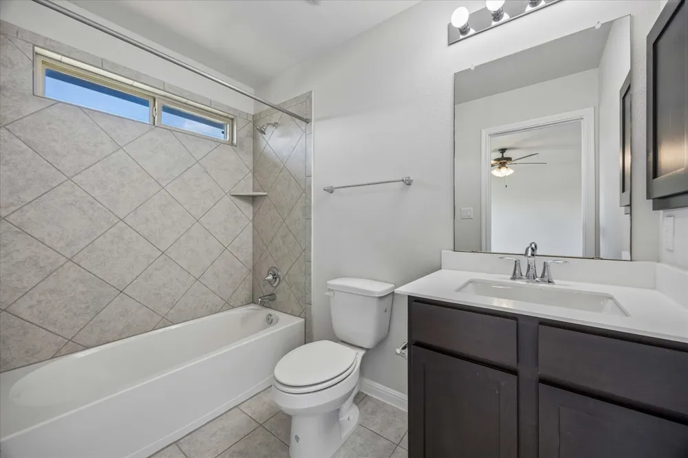 2832 Hopi Path Leander, TX 78641