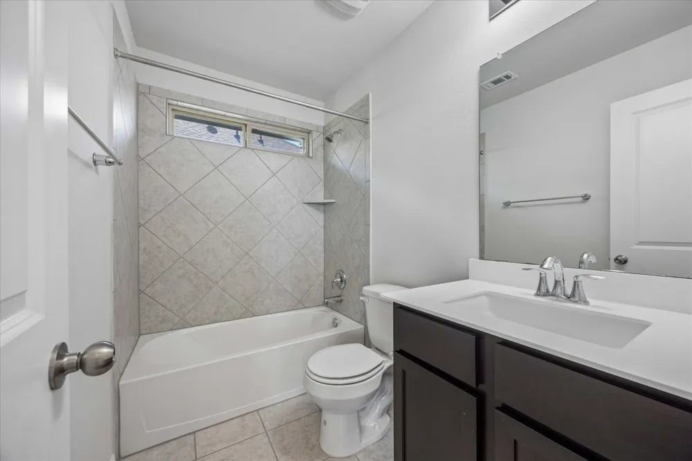 2832 Hopi Path Leander, TX 78641