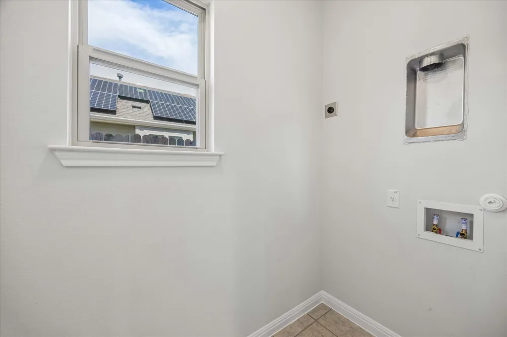2832 Hopi Path Leander, TX 78641