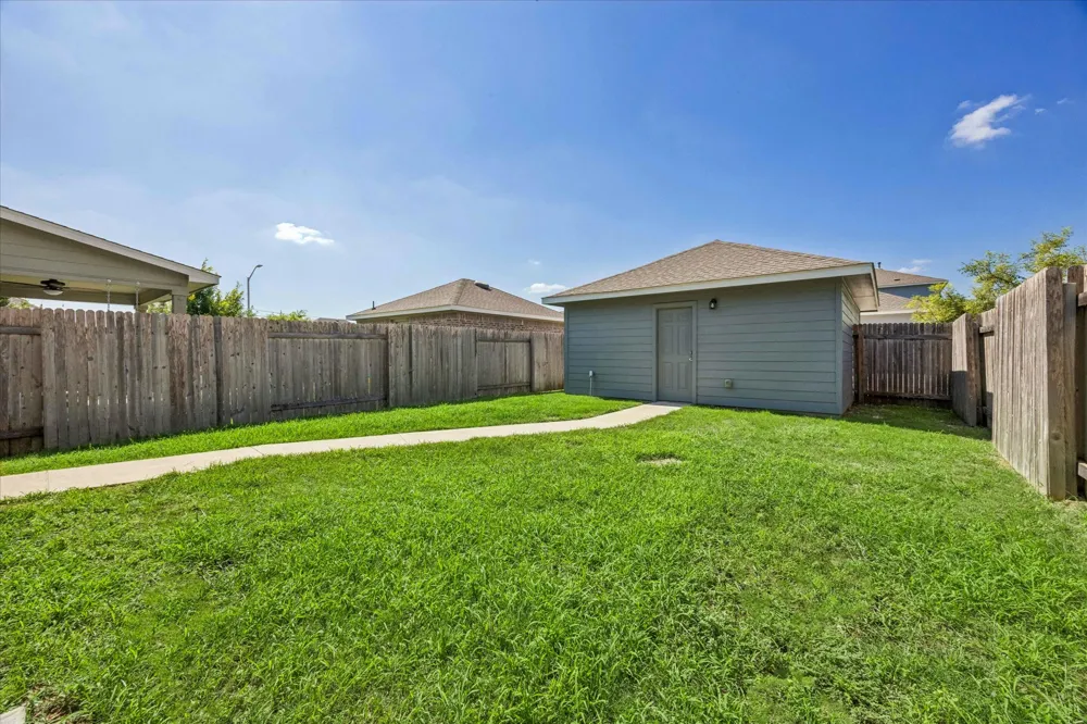 2832 Hopi Path Leander, TX 78641