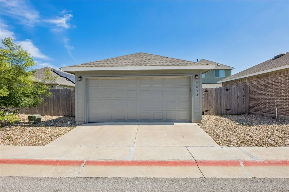 2832 Hopi Path Leander, TX 78641