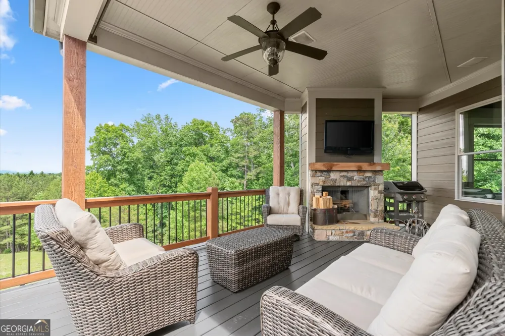 120 Grandview DR Ball Ground, GA 30107