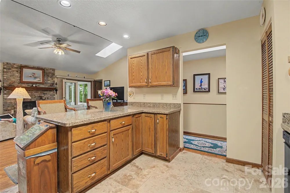383 Ravenwood Lane Horse Shoe, NC 28742
