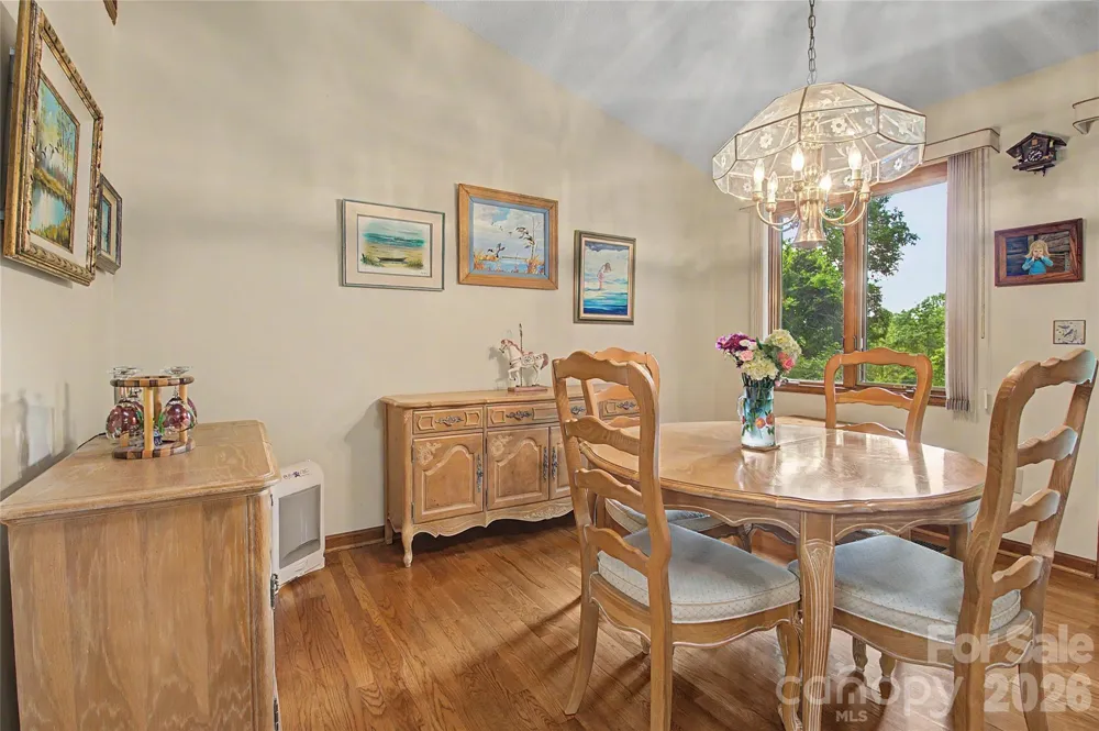 383 Ravenwood Lane Horse Shoe, NC 28742