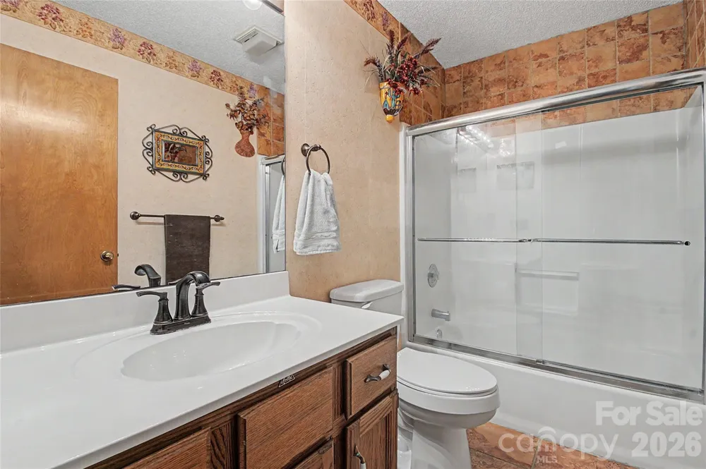 383 Ravenwood Lane Horse Shoe, NC 28742