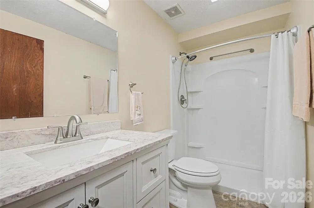 383 Ravenwood Lane Horse Shoe, NC 28742