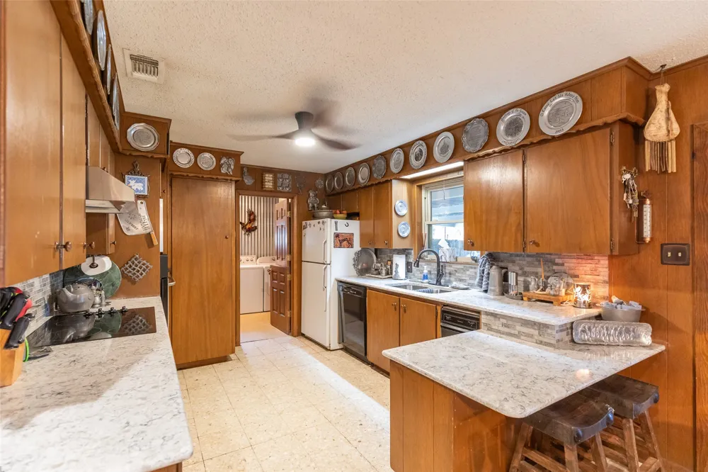 1800 Avenue F Haskell, TX 79521