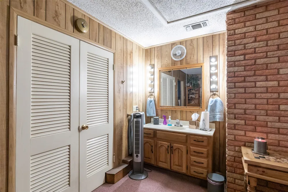 1800 Avenue F Haskell, TX 79521